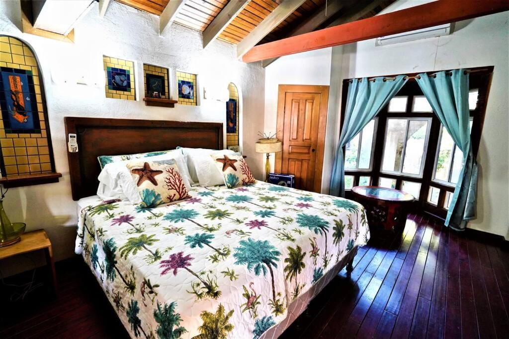 The Dock Resort Over Water Retreat 西区 外观 照片